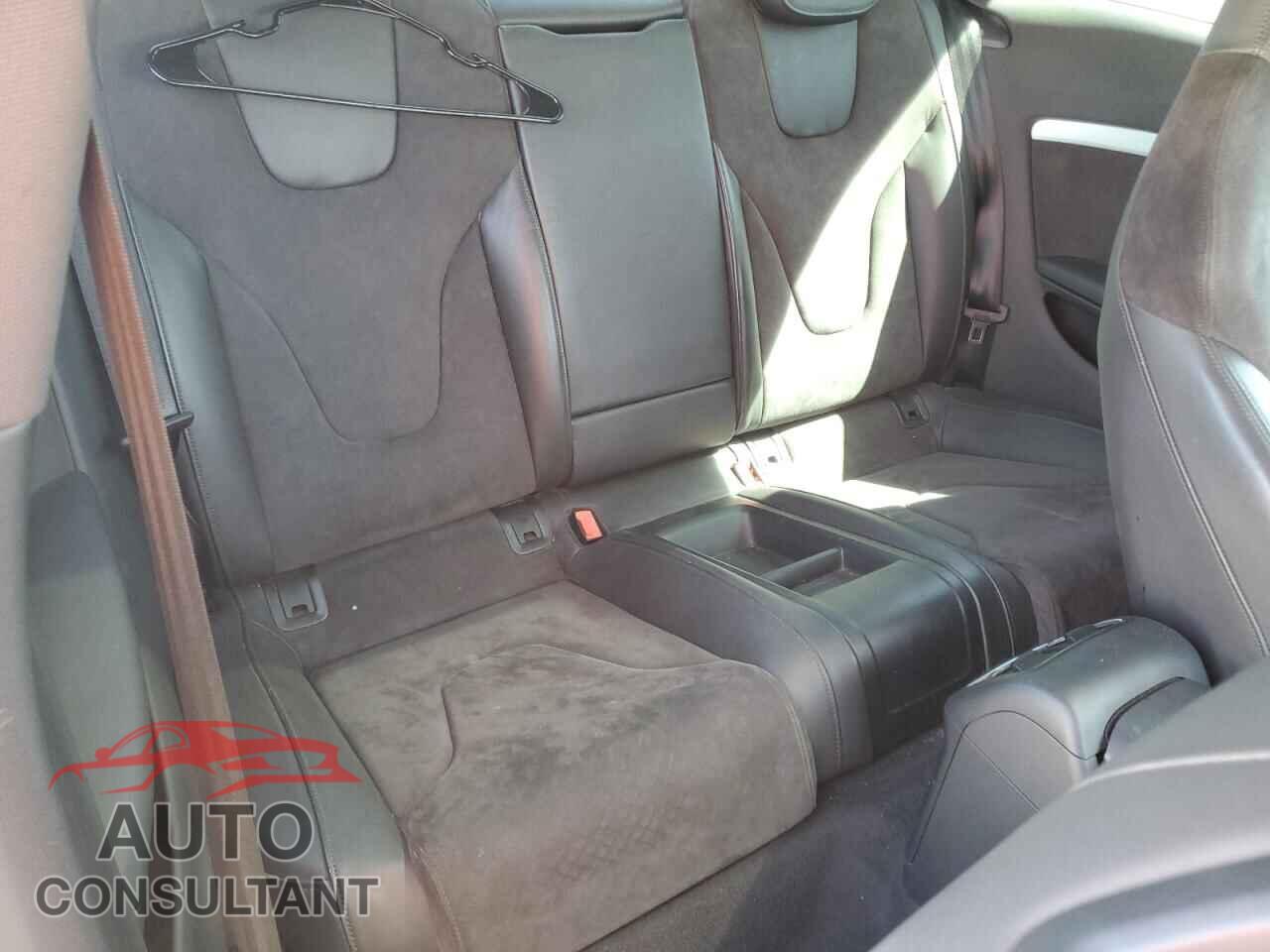 AUDI S5/RS5 2013 - WAUCGAFR3DA028862