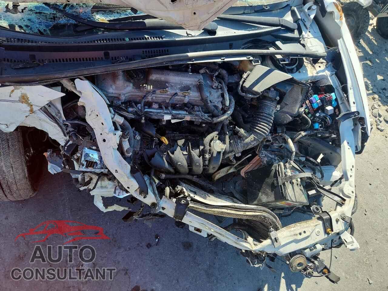 TOYOTA COROLLA 2015 - 2T1BURHEXFC394302
