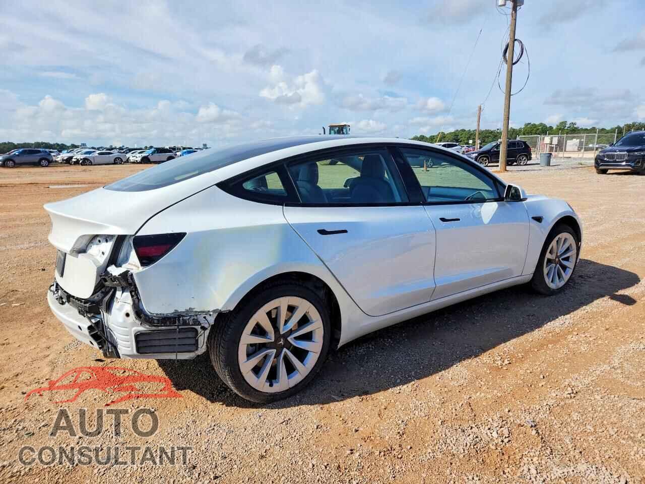 TESLA MODEL 3 2023 - 5YJ3E1EA8PF438394