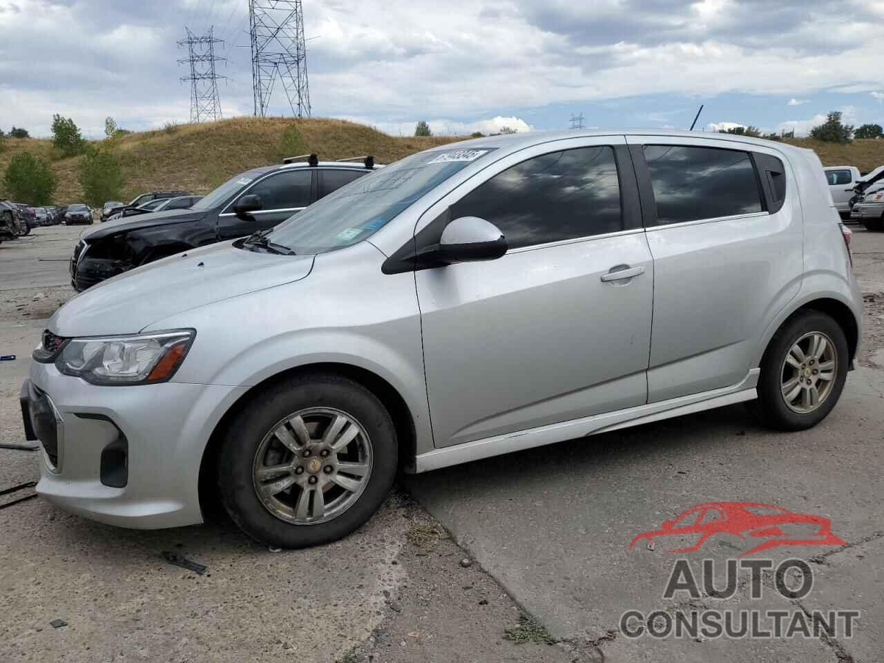CHEVROLET SONIC 2019 - 1G1JD6SB1K4128200