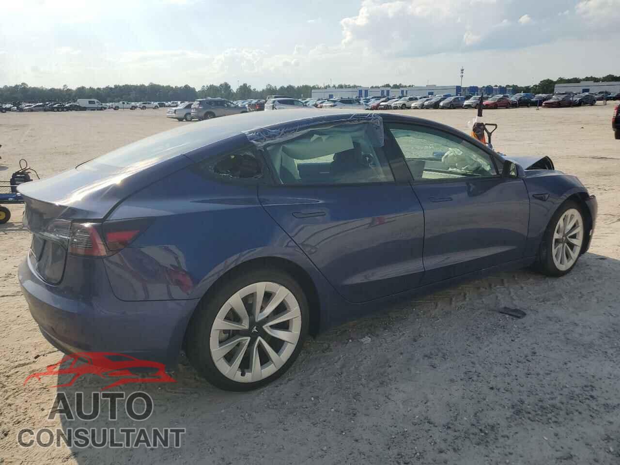 TESLA MODEL 3 2022 - 5YJ3E1EA0NF192129