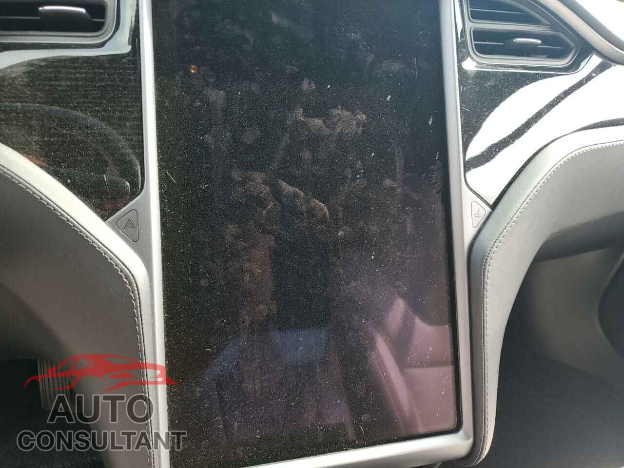 TESLA MODEL S 2018 - 5YJSA1E27JF256919