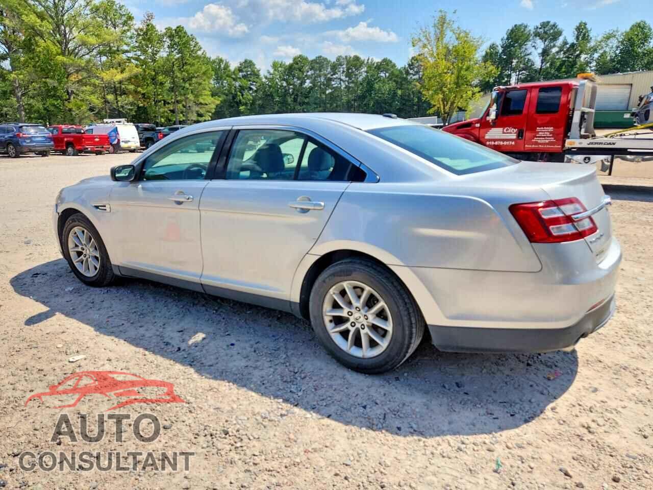 FORD TAURUS 2015 - 1FAHP2D83FG112789