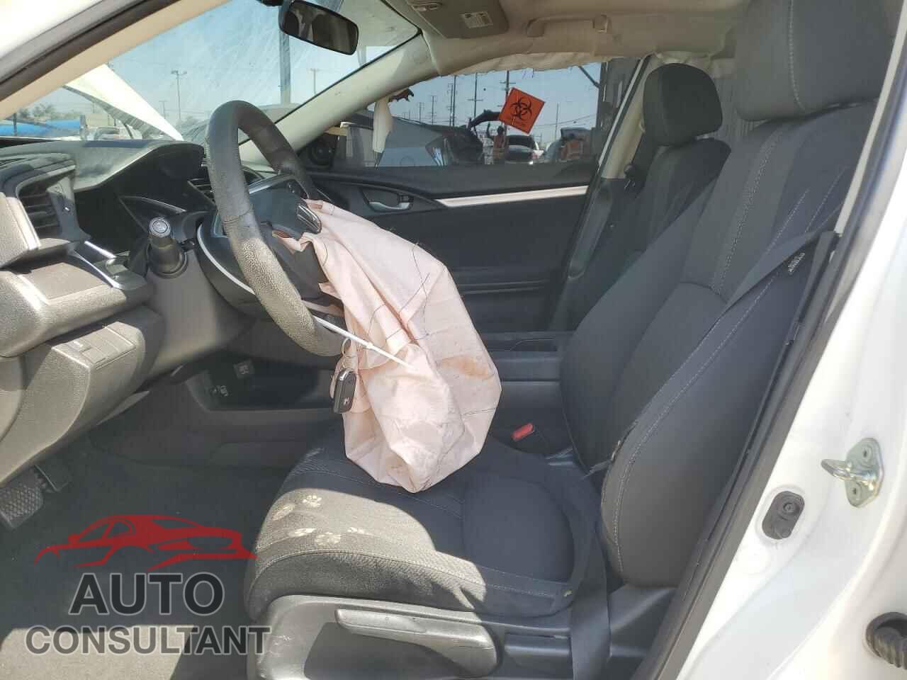 HONDA CIVIC 2018 - 2HGFC2F78JH516929