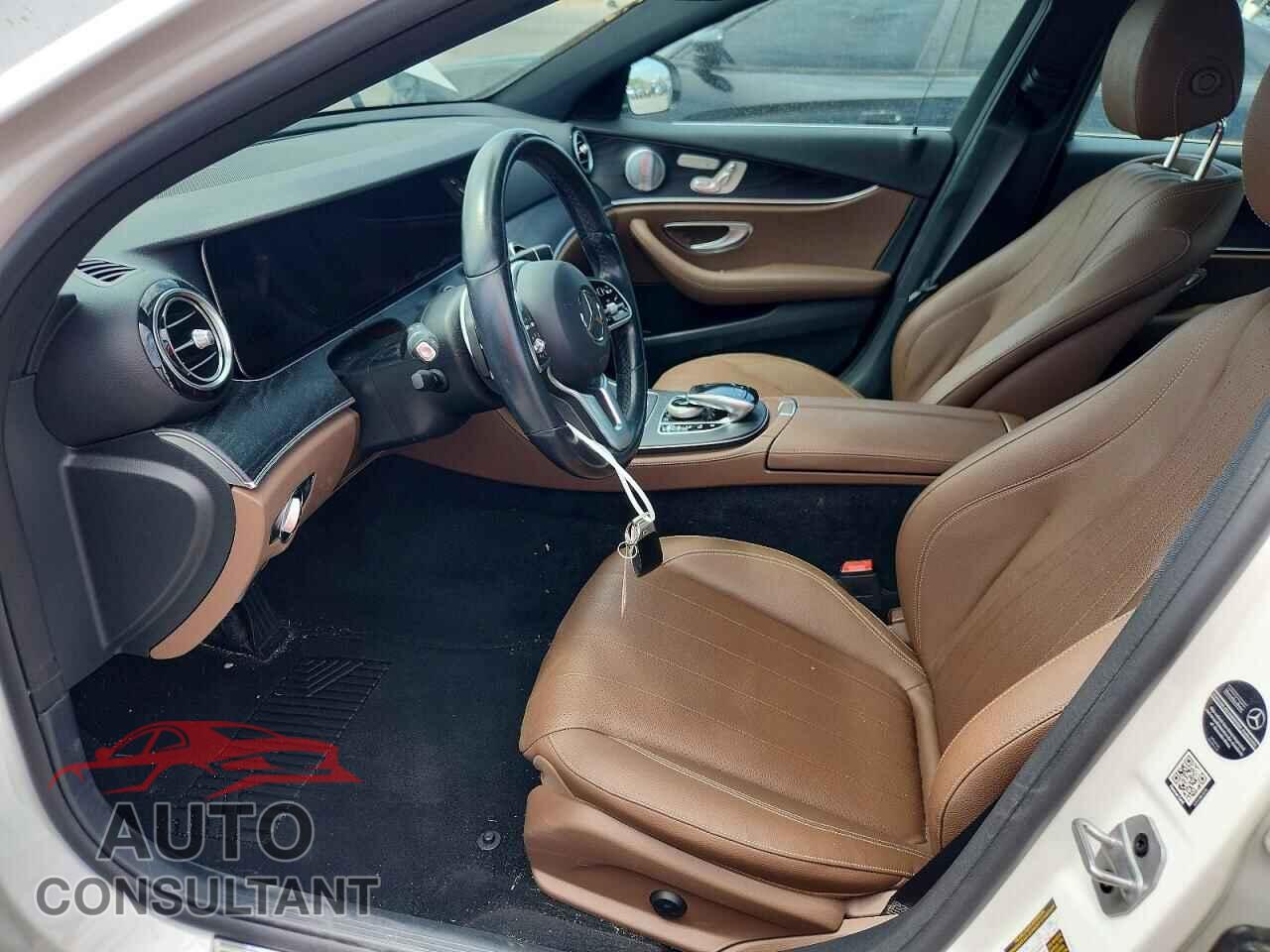 MERCEDES-BENZ E-CLASS 2020 - W1KZF8DB2LA846487