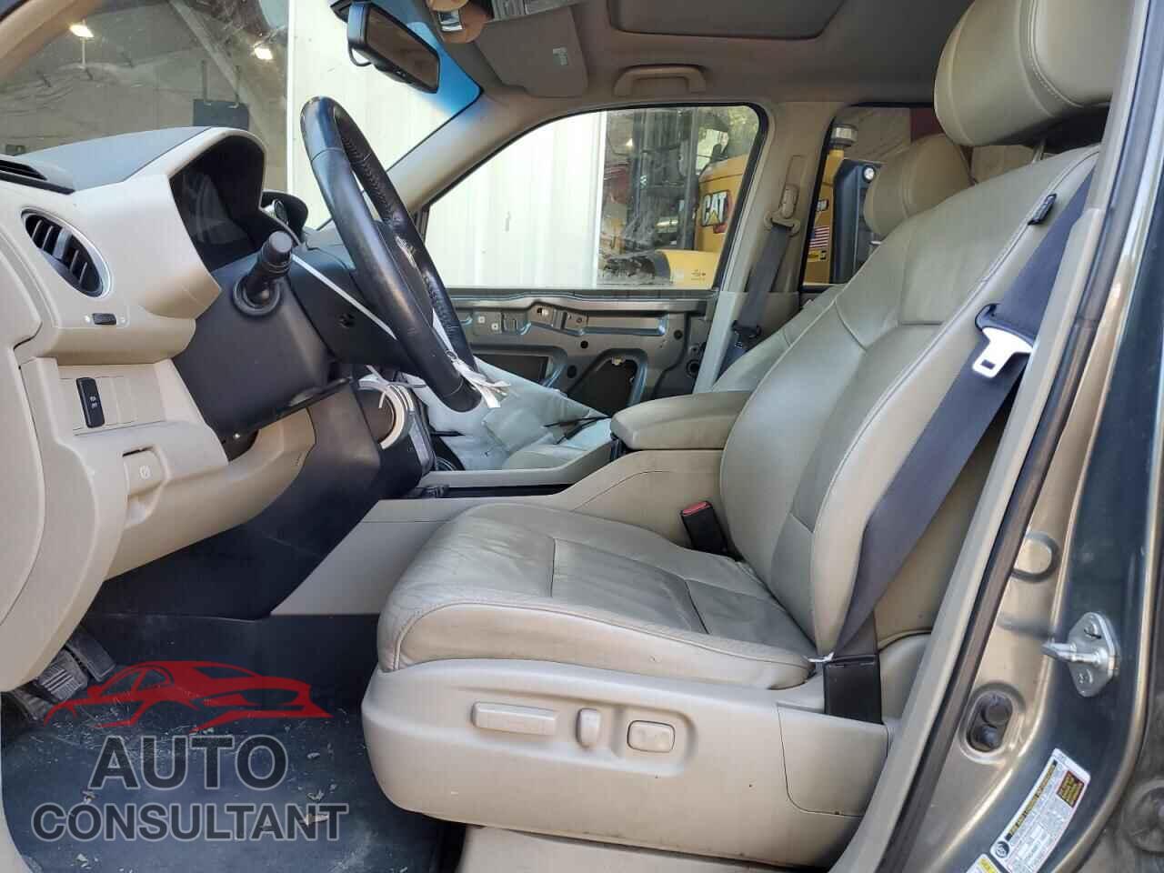 HONDA PILOT 2009 - 5FNYF48579B001086