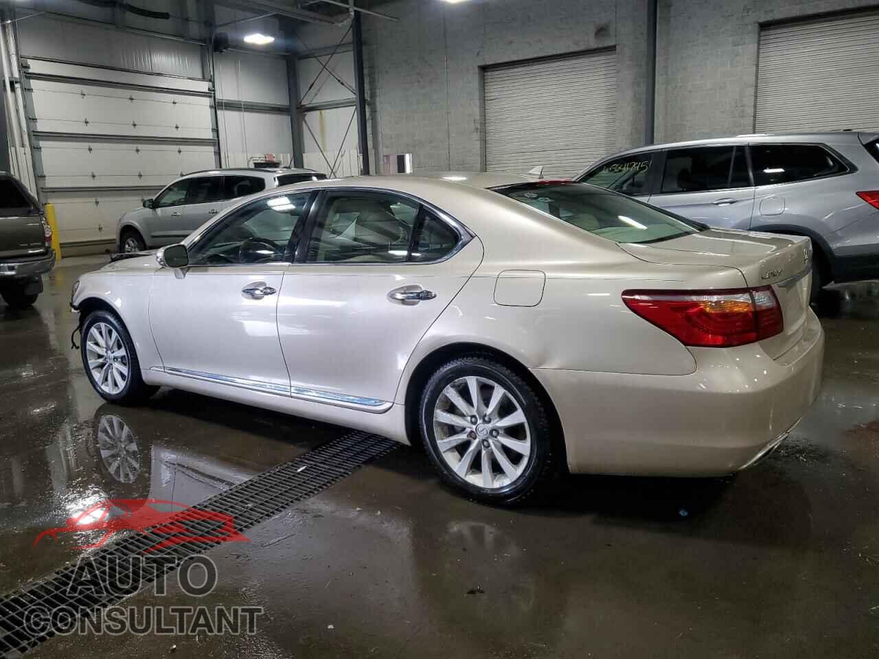LEXUS LS460 2010 - JTHCL5EF8A5005397