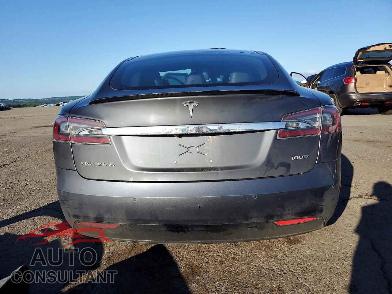 TESLA MODEL S 2017 - 5YJSA1E28HF226824