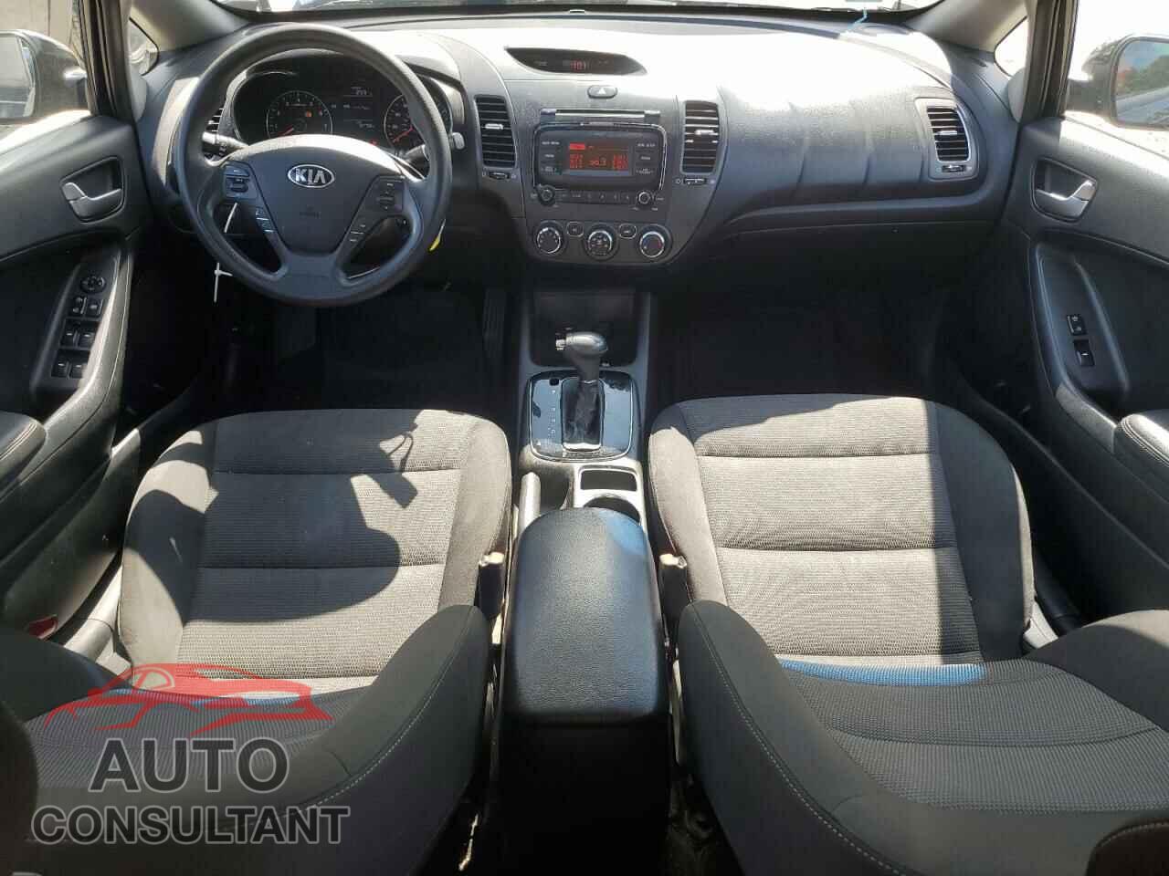 KIA FORTE 2017 - 3KPFK4A73HE022245