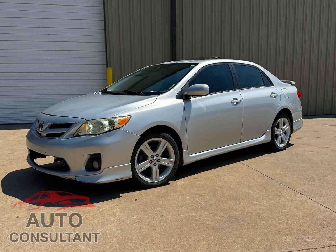 TOYOTA COROLLA 2013 - 5YFBU4EE2DP089168
