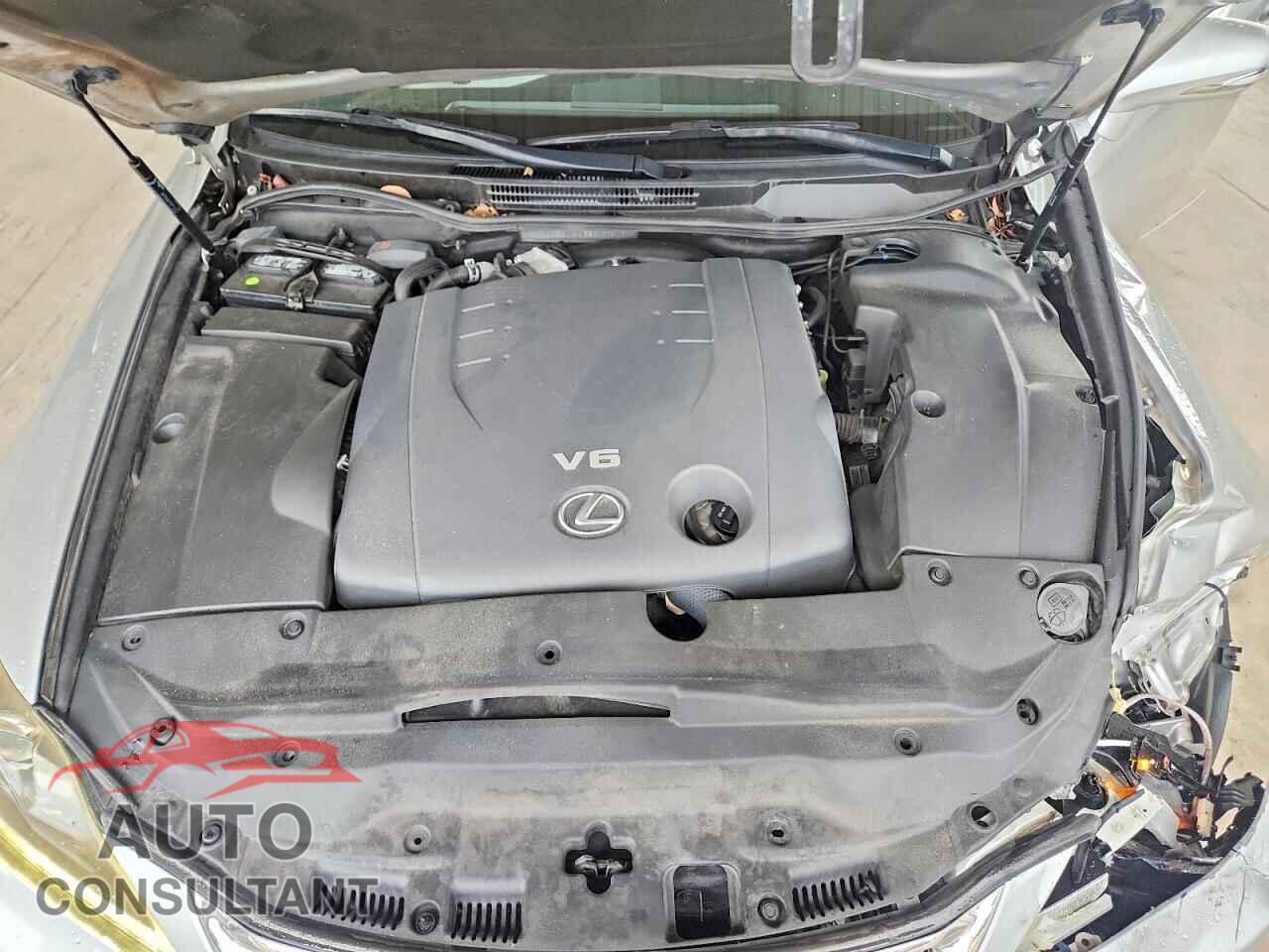 LEXUS IS 2011 - JTHFF2C22B2517646