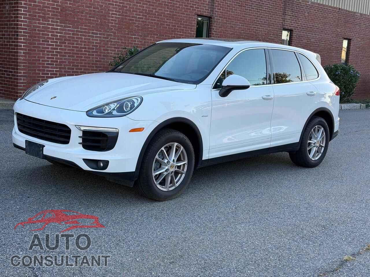 PORSCHE CAYENNE 2015 - WP1AF2A28FLA38063
