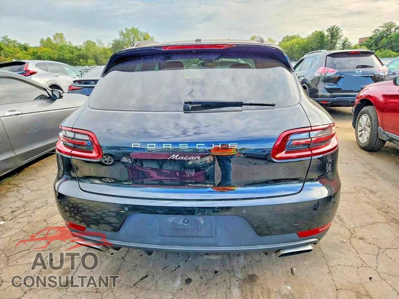 PORSCHE MACAN 2017 - WP1AA2A55HLB00708