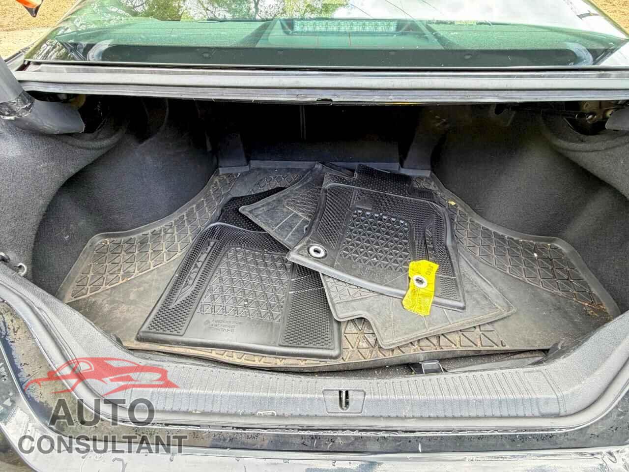 AUDI A8 2019 - WAU8DAF88KN017447