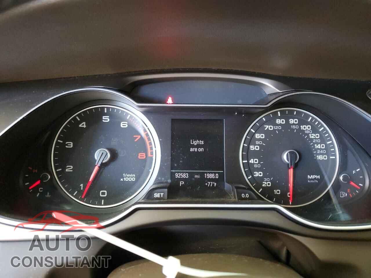 AUDI A4 2013 - WAUFFAFL5DN003319