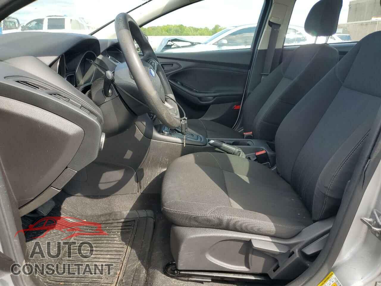 FORD FOCUS 2017 - 1FADP3E2XHL200988
