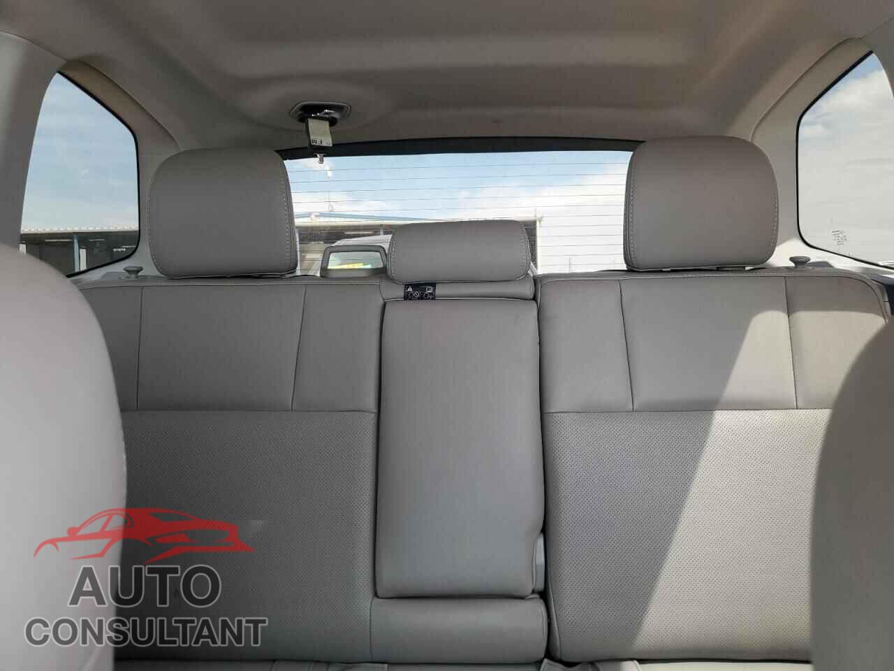 SUBARU FORESTER 2016 - JF2SJAVC8GH463595