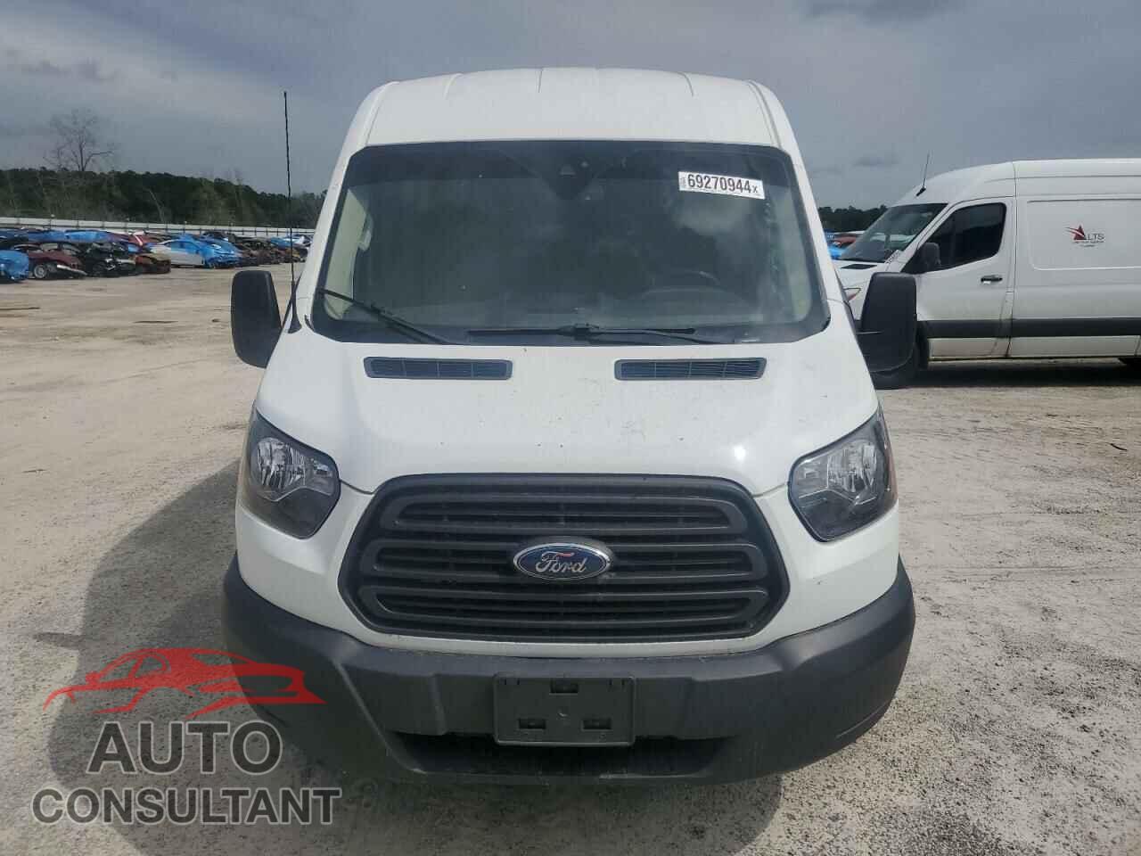 FORD TRANSIT 2019 - 1FTYR1CM9KKA74540