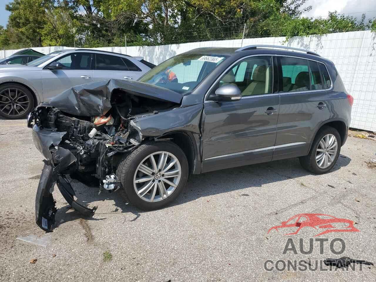 VOLKSWAGEN TIGUAN 2012 - WVGAV7AX0CW005559
