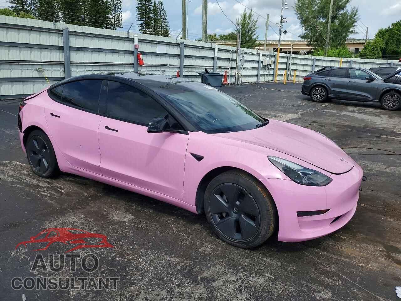 TESLA MODEL 3 2021 - 5YJ3E1EA8MF093220
