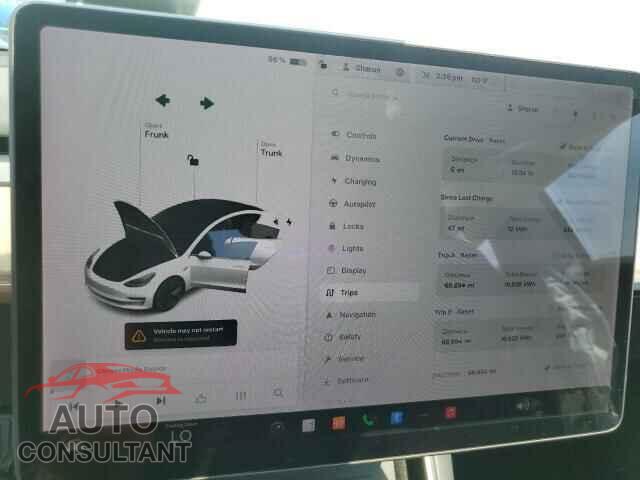 TESLA MODEL 3 2018 - 5YJ3E1EA9JF030946