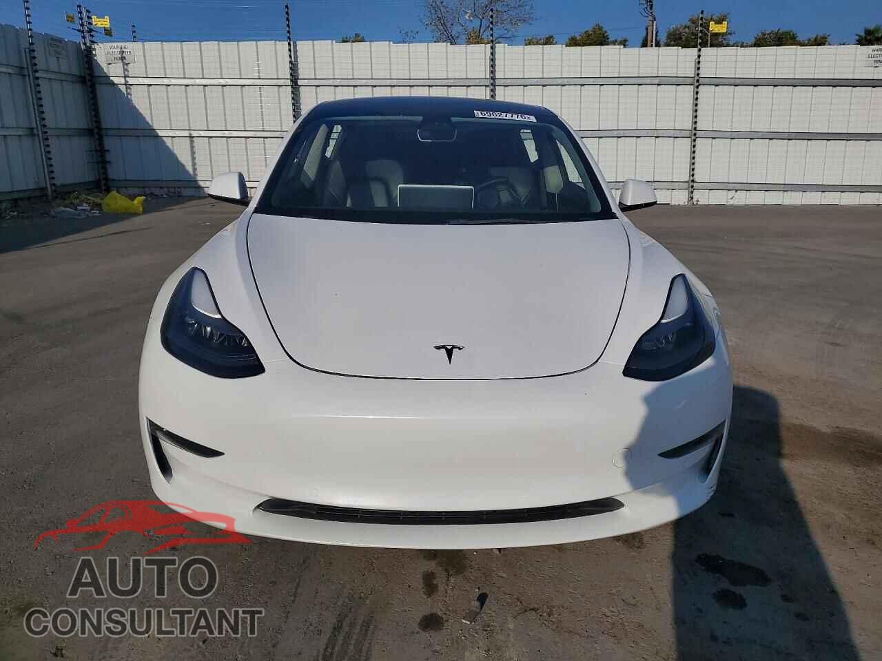 TESLA MODEL 3 2022 - 5YJ3E1EB7NF142546