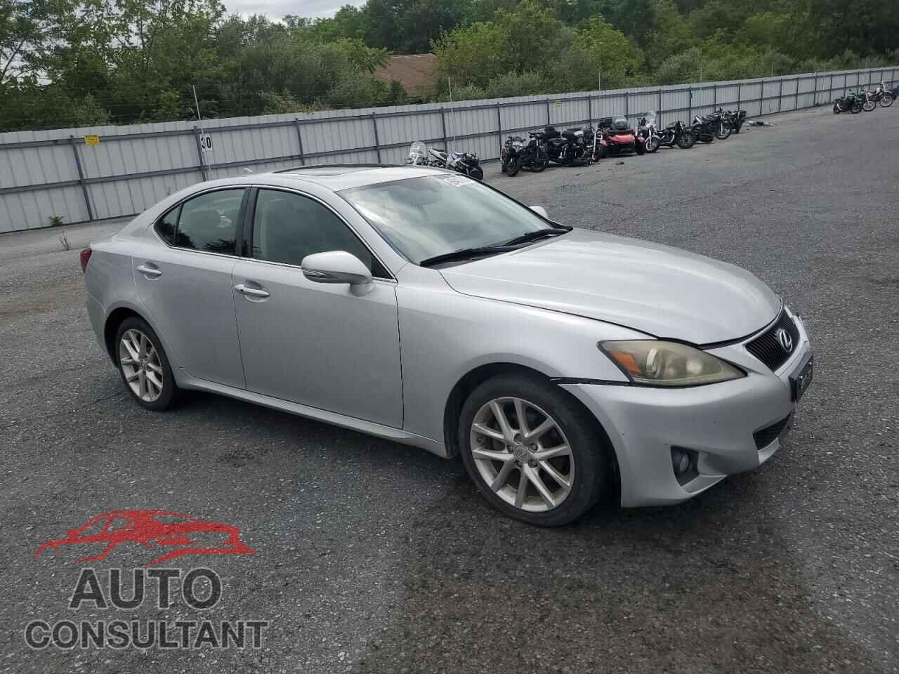 LEXUS IS 2012 - JTHCF5C2XC5059648