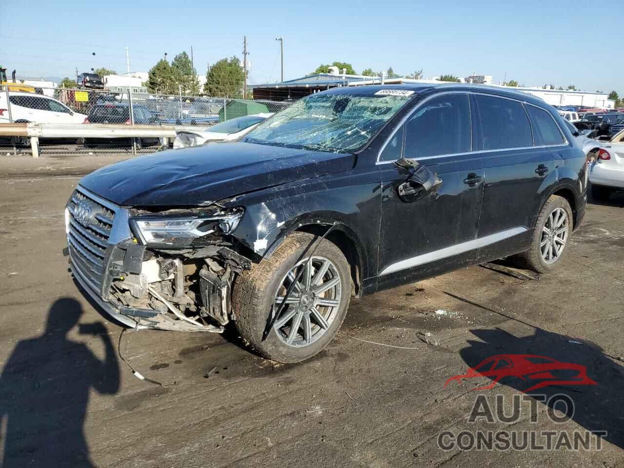 AUDI Q7 2017 - WA1LAAF71HD001502