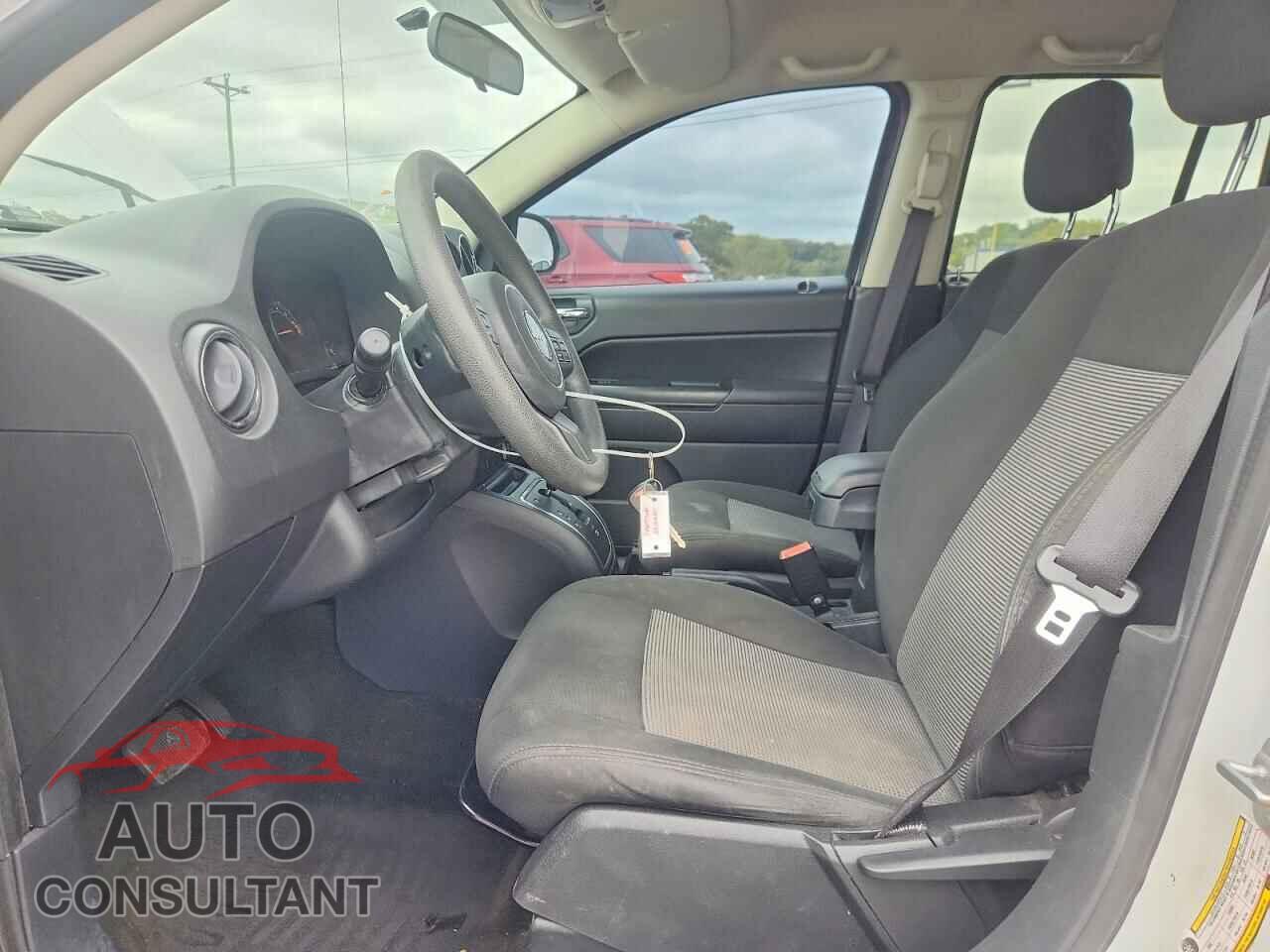 JEEP COMPASS 2015 - 1C4NJCBA8FD366901