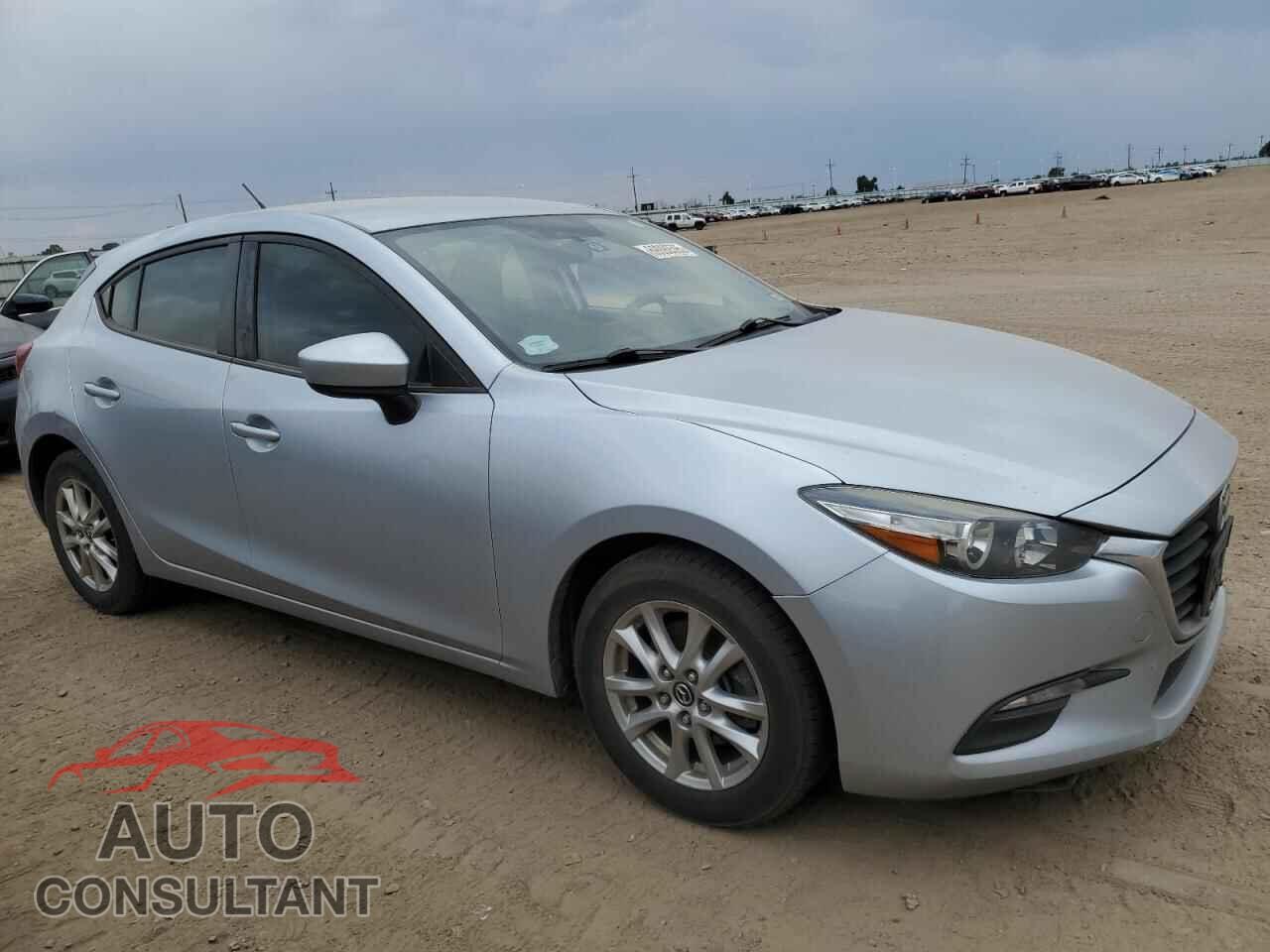 MAZDA 3 2017 - 3MZBN1K72HM119863