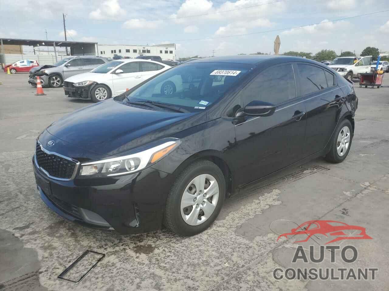 KIA FORTE 2018 - 3KPFK4A79JE190915
