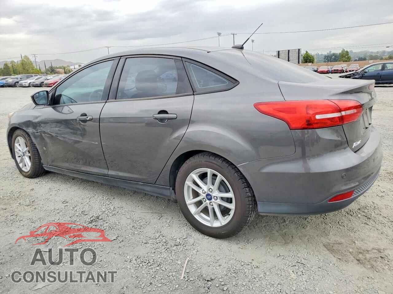FORD FOCUS 2015 - 1FADP3F25FL261838