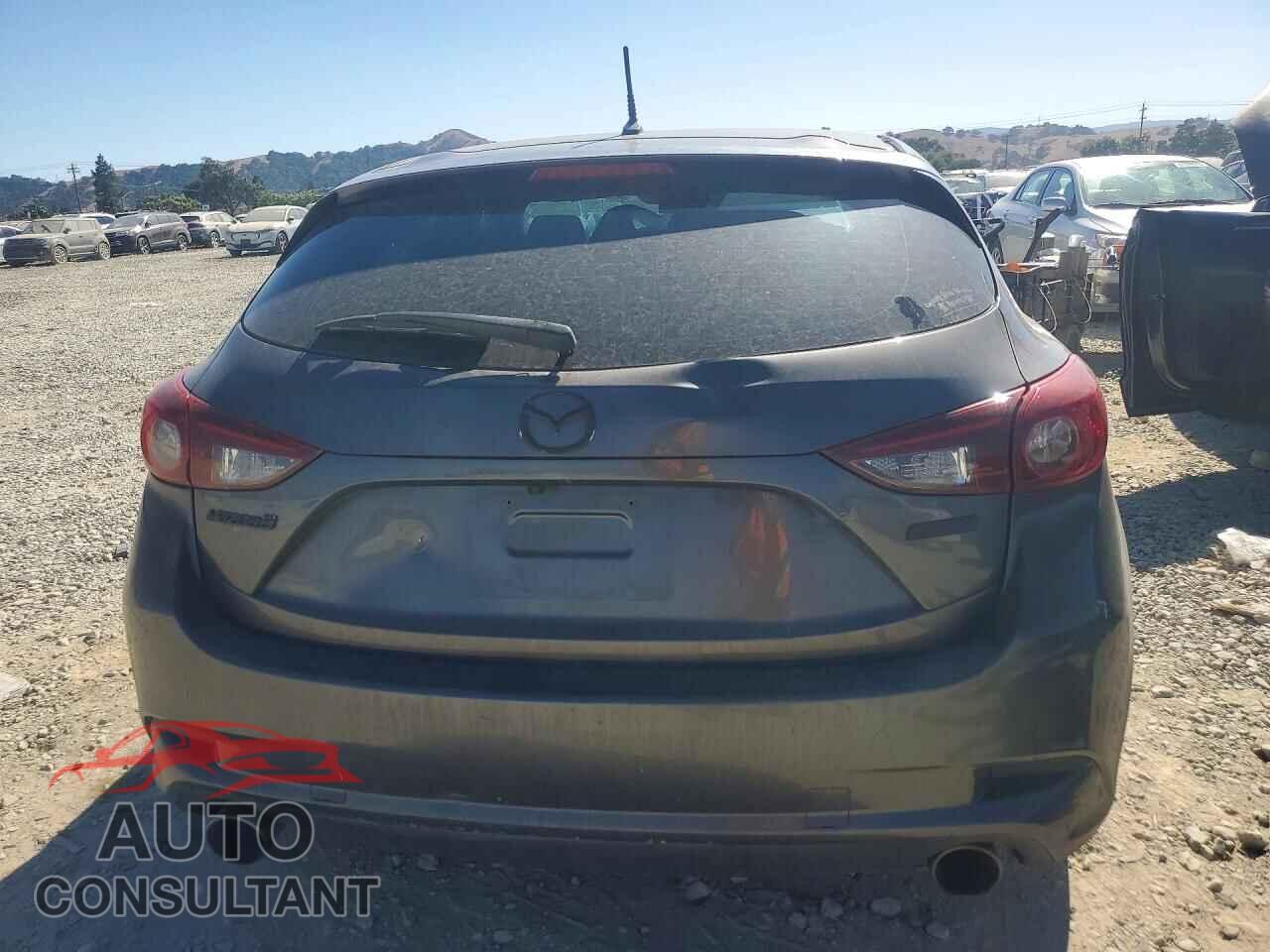 MAZDA 3 2017 - 3MZBN1L38HM128403
