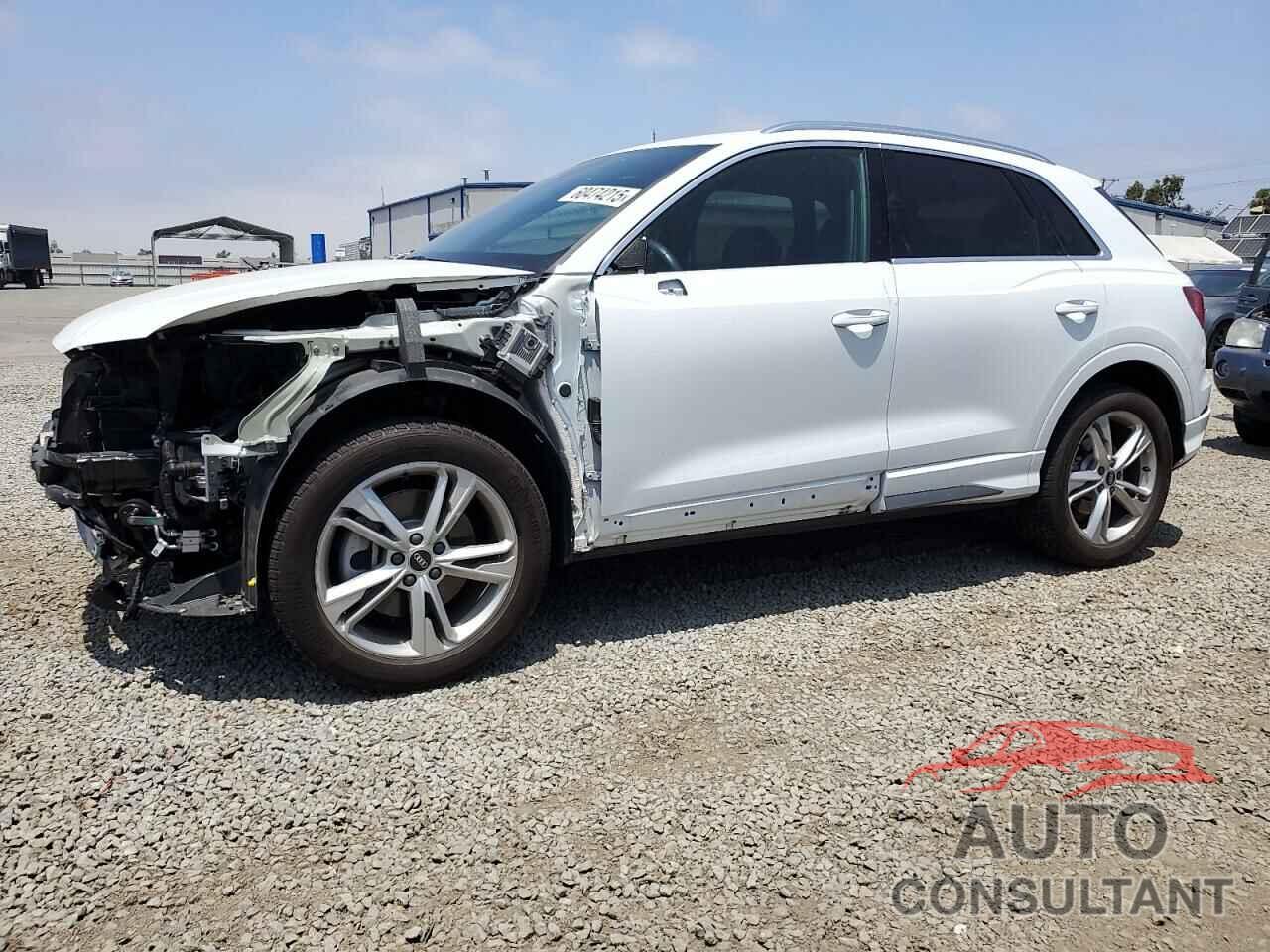 AUDI Q3 2022 - WA1EECF3XN1057845