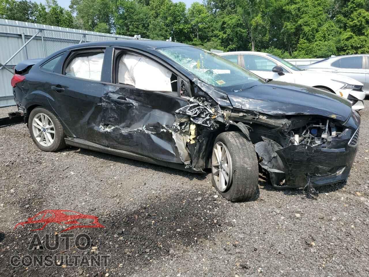 FORD FOCUS 2017 - 1FADP3F24HL312457