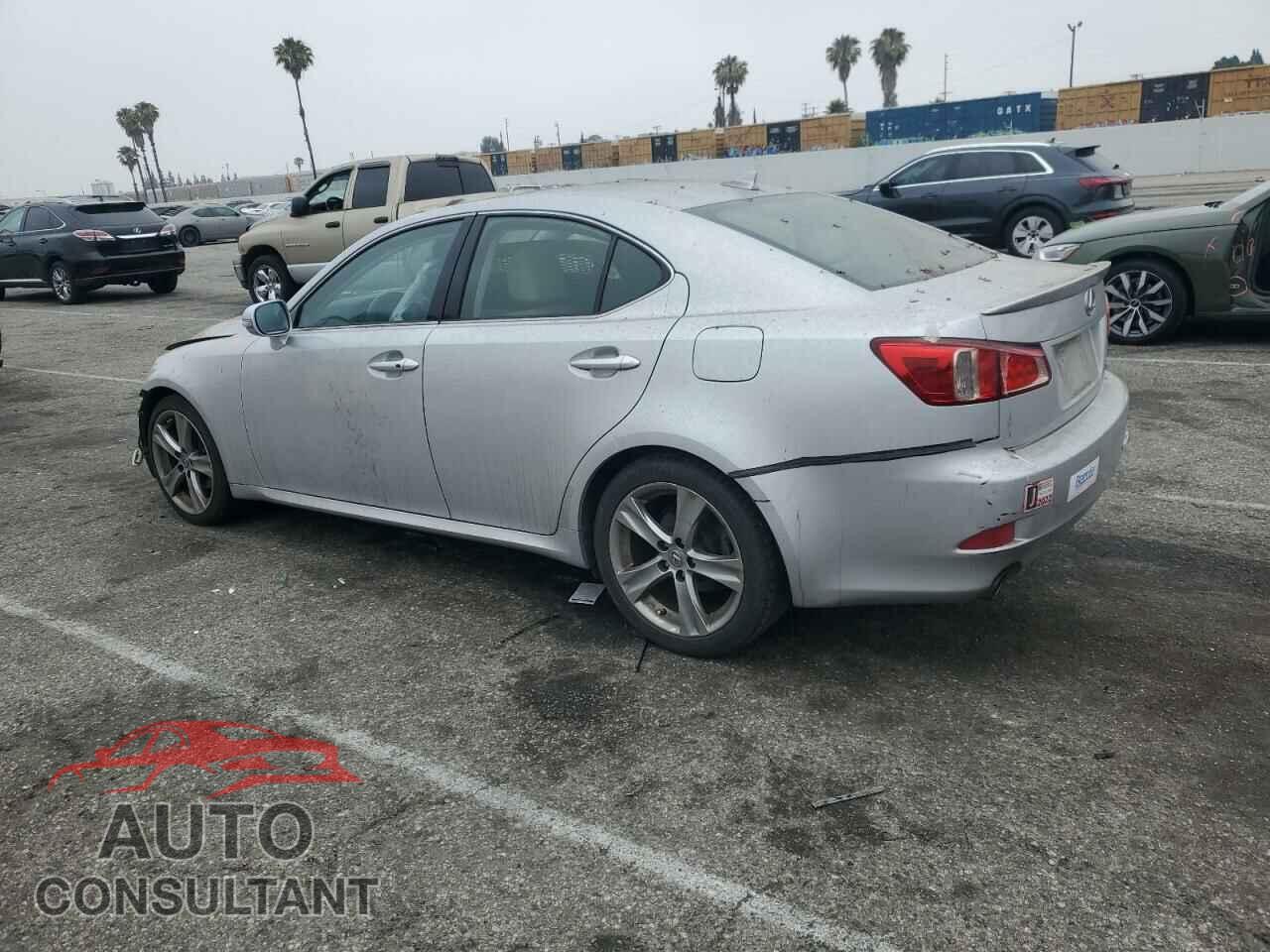LEXUS IS 2011 - JTHBF5C27B5137040