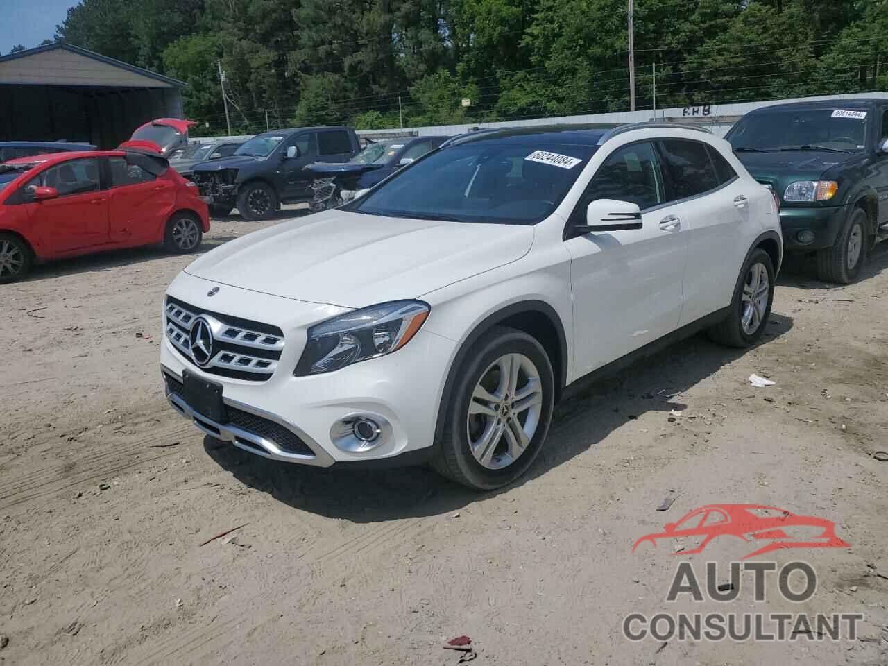 MERCEDES-BENZ GLA-CLASS 2019 - WDCTG4GB9KJ629318