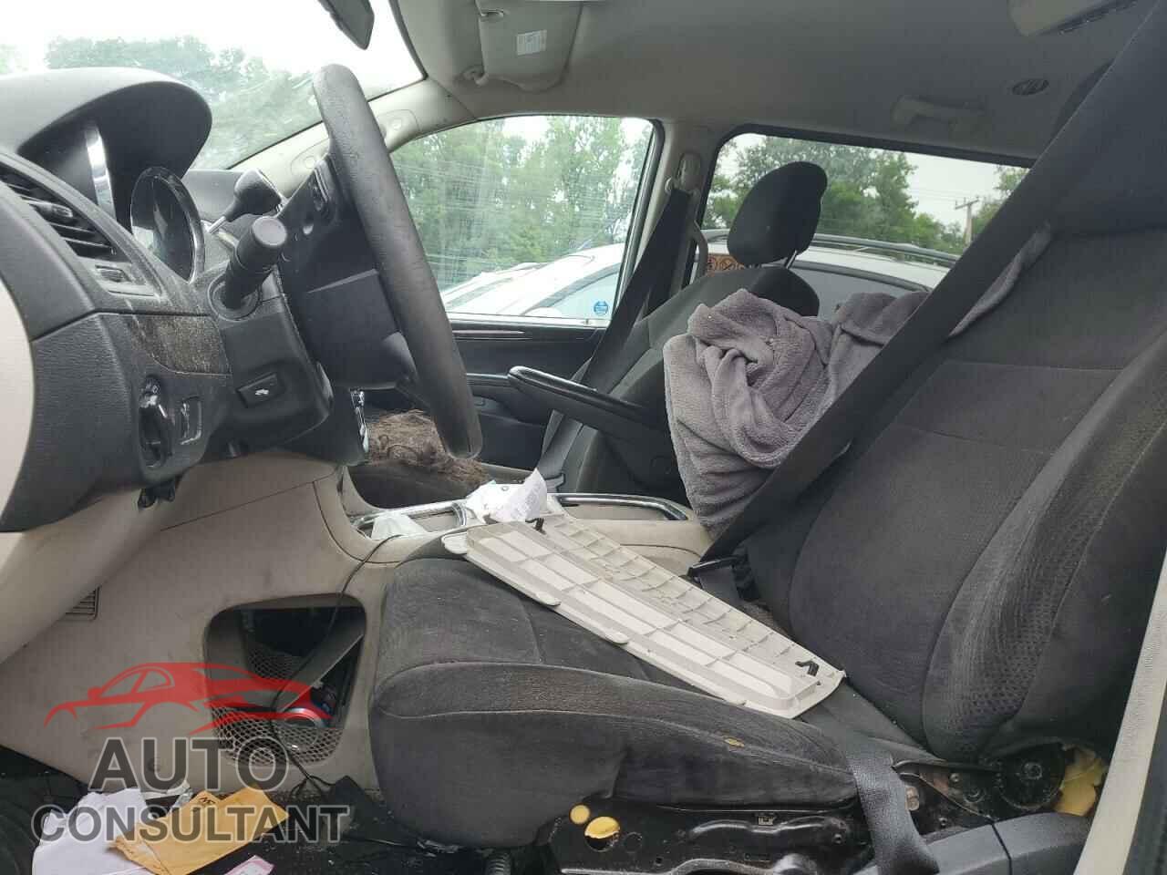 DODGE CARAVAN 2013 - 2C4RDGCG8DR551141
