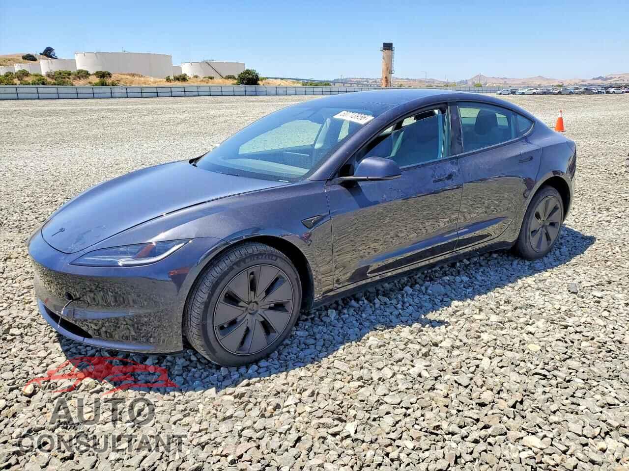 TESLA MODEL 3 2026 - 5YJ3E1EA7TF155379