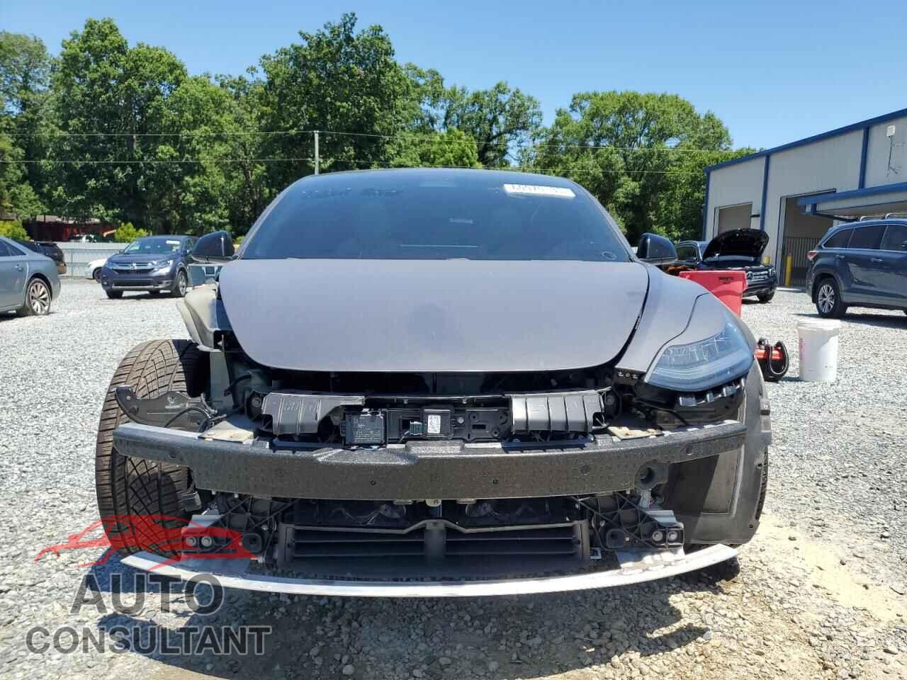 TESLA MODEL 3 2018 - 5YJ3E1EA9JF151623