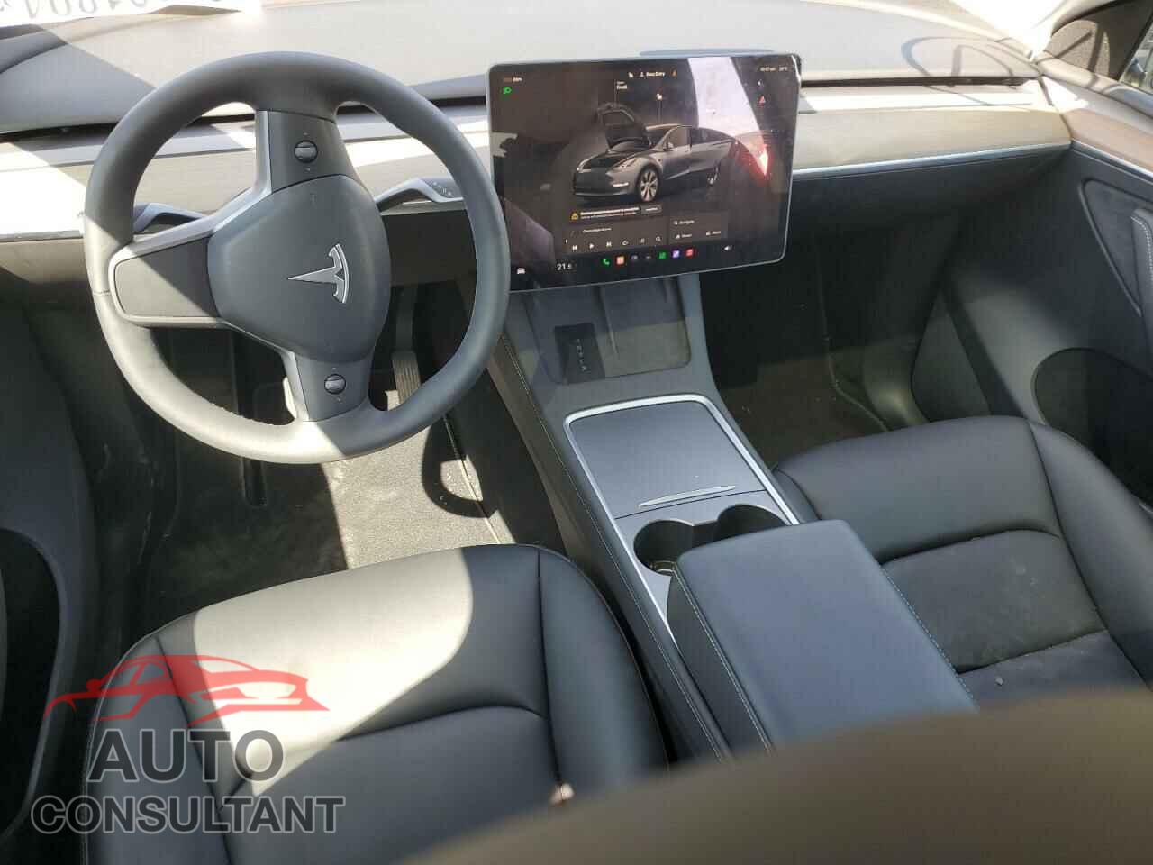 TESLA MODEL Y 2023 - LRWYGDFD1PC057653