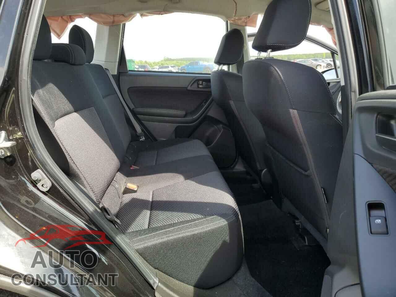 SUBARU FORESTER 2017 - JF2SJAAC9HG453039