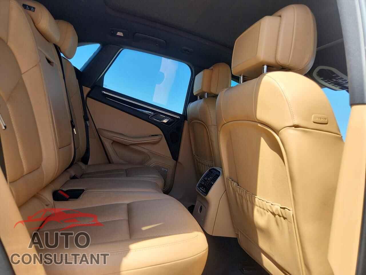 PORSCHE MACAN 2018 - WP1AA2A56JLB12811
