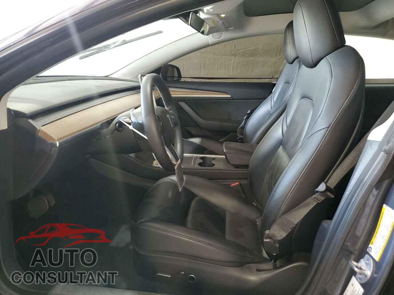 TESLA MODEL 3 2022 - 5YJ3E1EA0NF290710