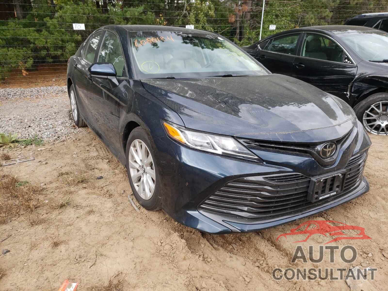 TOYOTA CAMRY 2018 - 4T1B11HK7JU659040