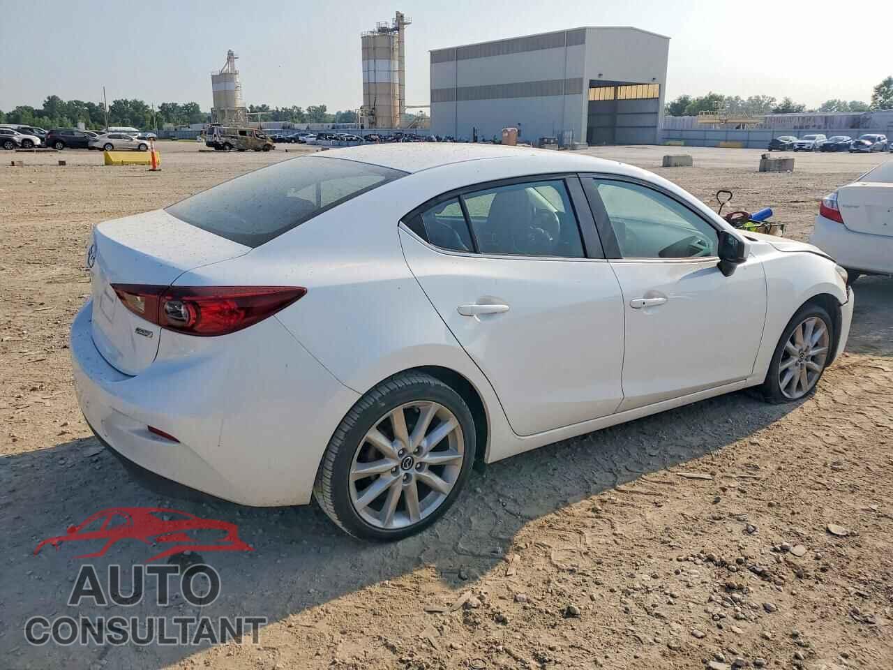 MAZDA 3 2017 - 3MZBN1V79HM135960