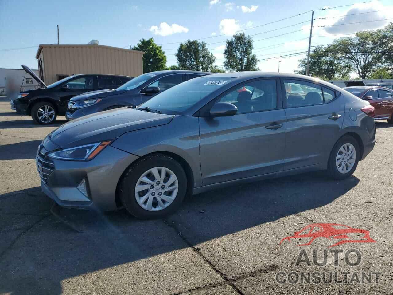 HYUNDAI ELANTRA 2019 - 5NPD74LF0KH405396