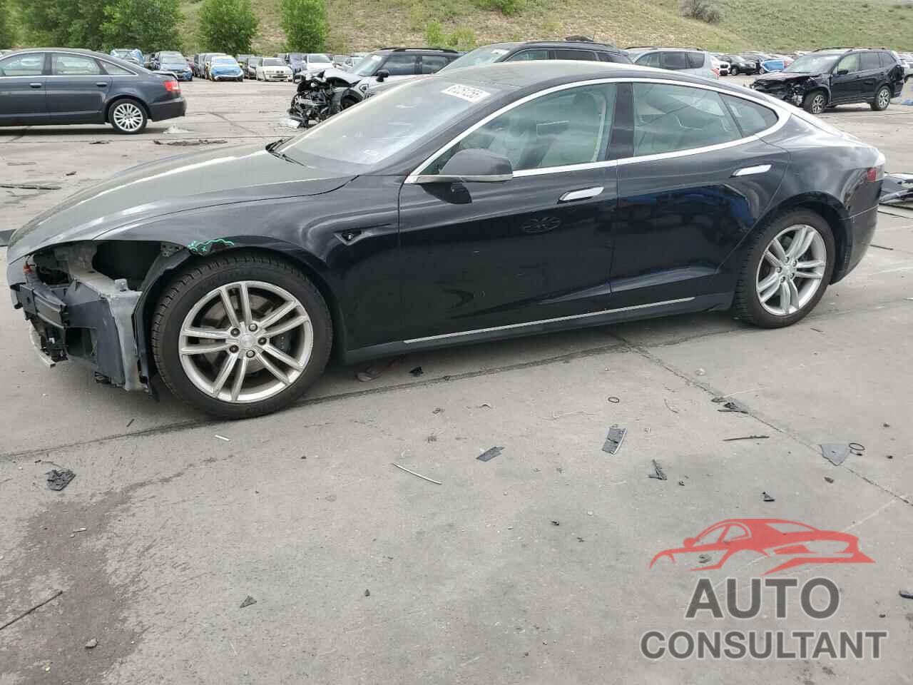 TESLA MODEL S 2013 - 5YJSA1CG4DFP04956