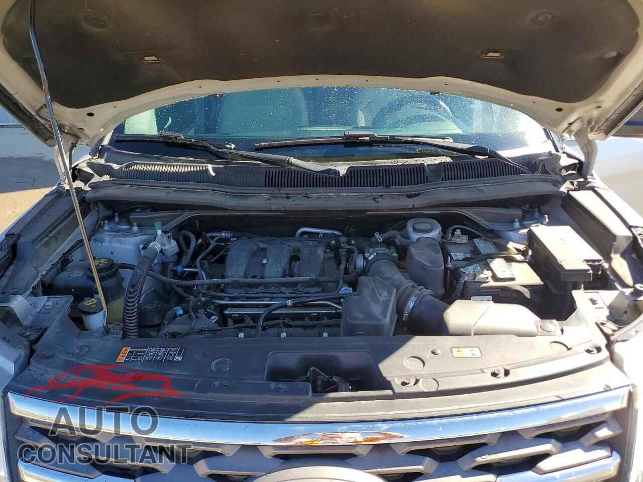 FORD EXPLORER 2018 - 1FM5K8B86JGB60020