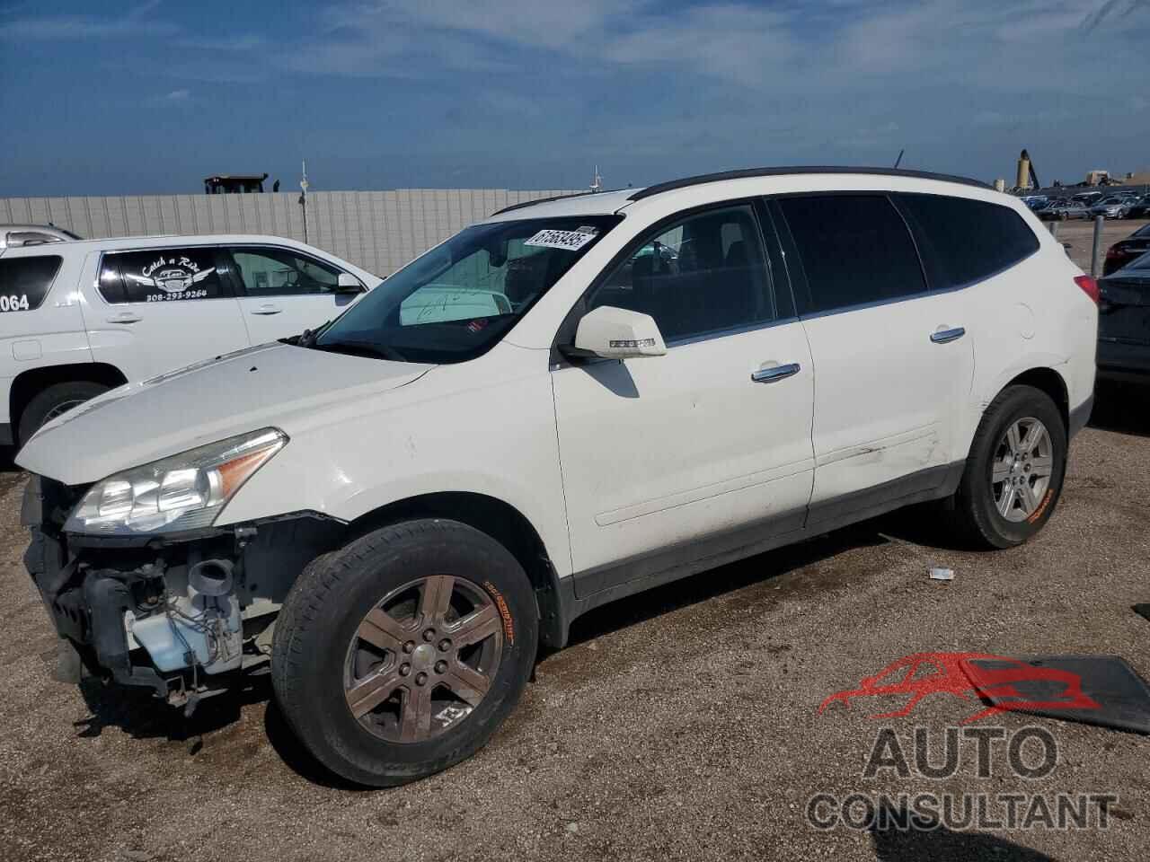 CHEVROLET TRAVERSE 2011 - 1GNKRGED0BJ130805